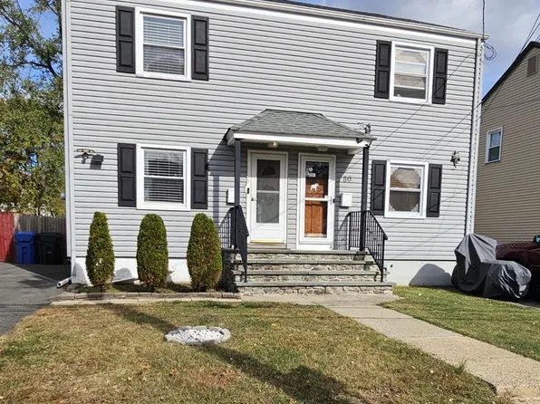52 Martin Ter, Woodbridge, NJ 07095