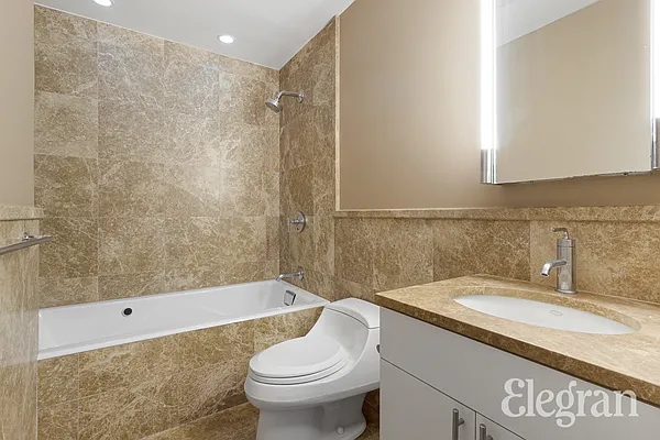 Rented by (Legacy) Elegran | media 8