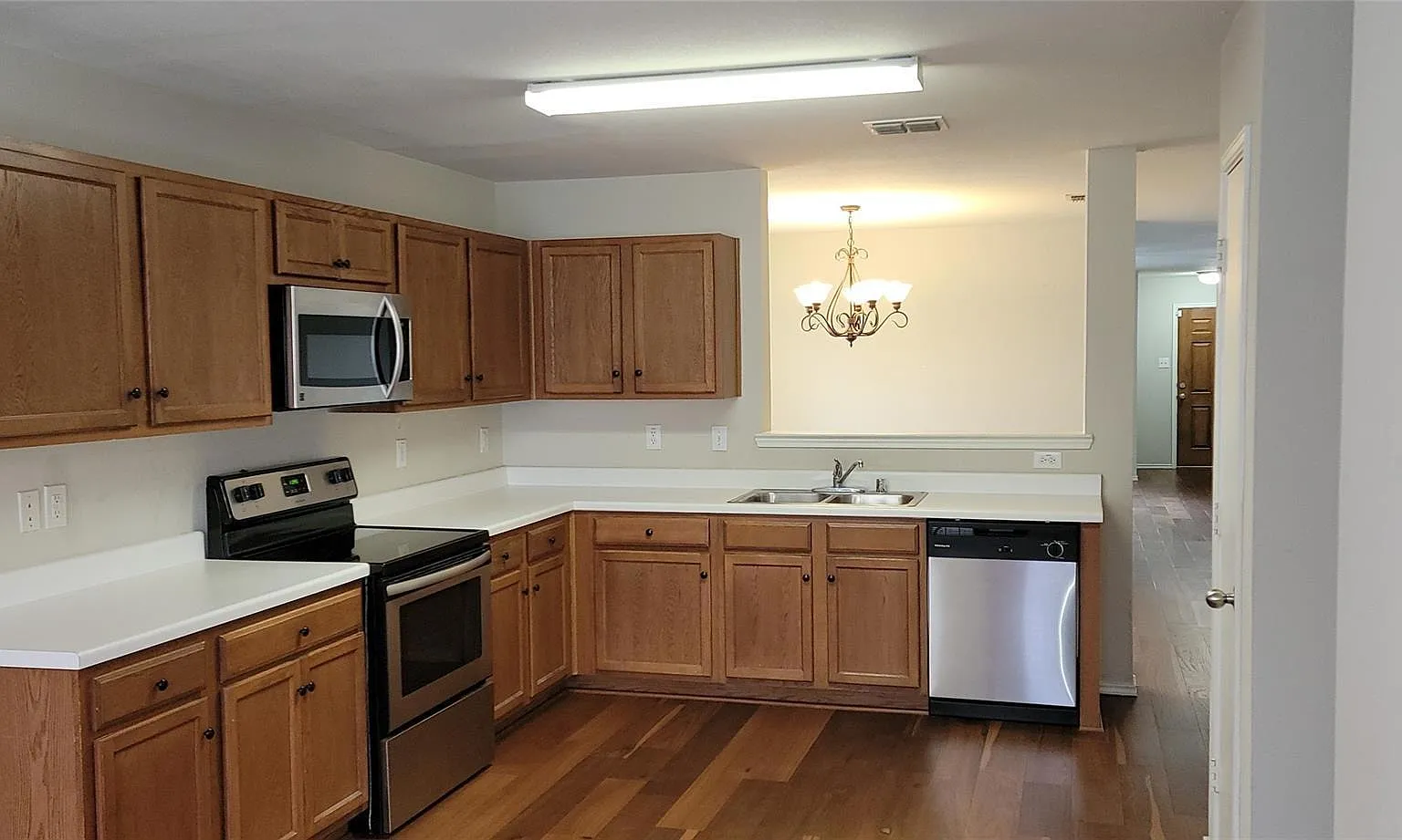 13371 Hursey Dr — Photo 3