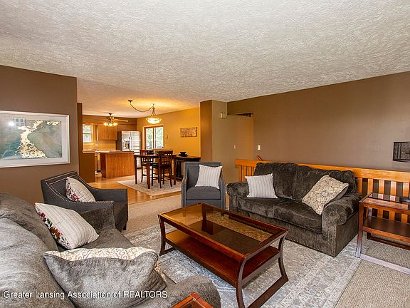 3rd image of 5130 W Michigan Ave