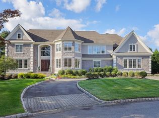 6 Evergreen Ct, Warren, NJ 07059