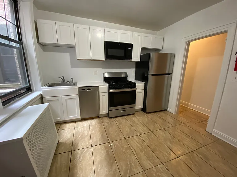 45-51 E Brinkerhoff Ave — Photo 1