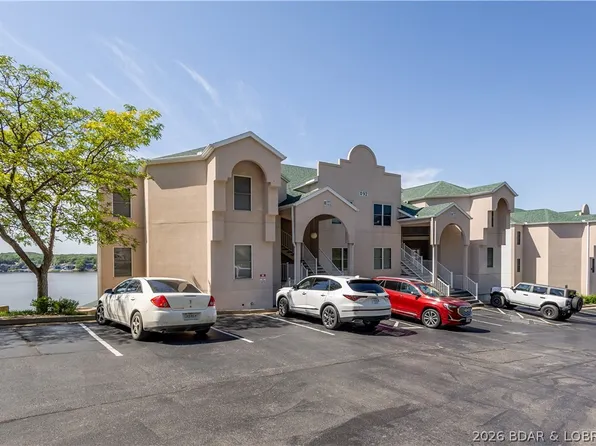 92 Emerald Bay Dr #2C, Lake Ozark, MO 65049