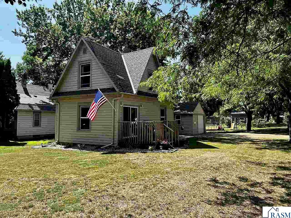 1st image of 102 College Ave