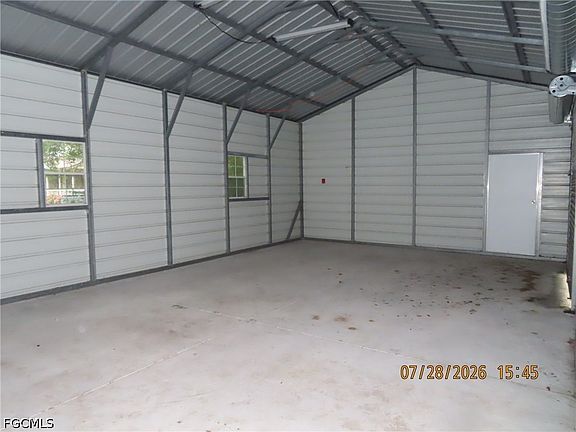 3rd image of 1701 SE Walston Ave