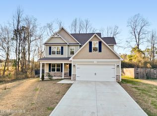 142 Hawks Point Rd, Jacksonville, NC 28540