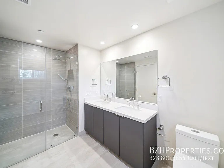 Bedford Twenty - Luxury Condos — Photo 45