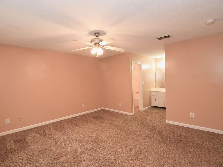 4154 Arlington Rd — Photo 18