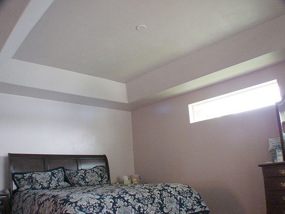 4th image of 4238 Mayfair Ln
