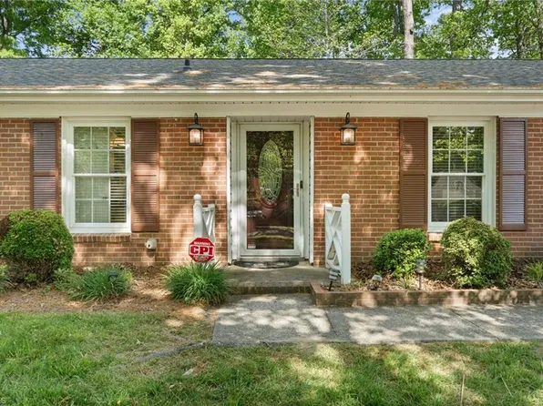 4708 Beechcroft Dr, Greensboro, NC 27407