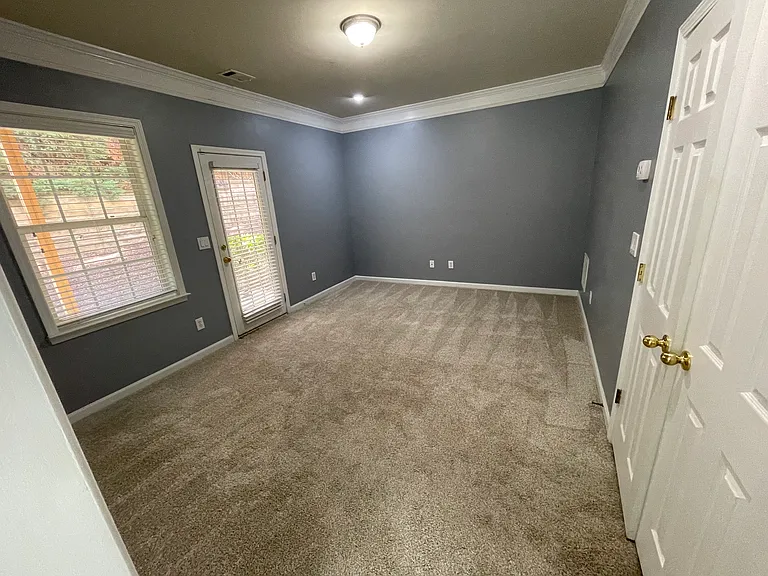 11090 Brunson Dr — Photo 31