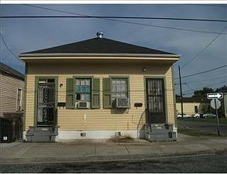 1st image of 1500 N Roman St