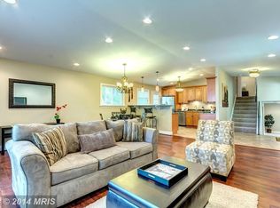 3918 Avonhurst Cir, Pikesville, MD 21208