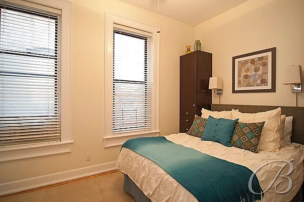 Sold by Bellmarc Realty | media 35