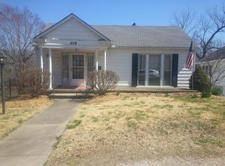 429 N Valley St, Neosho, MO 64850