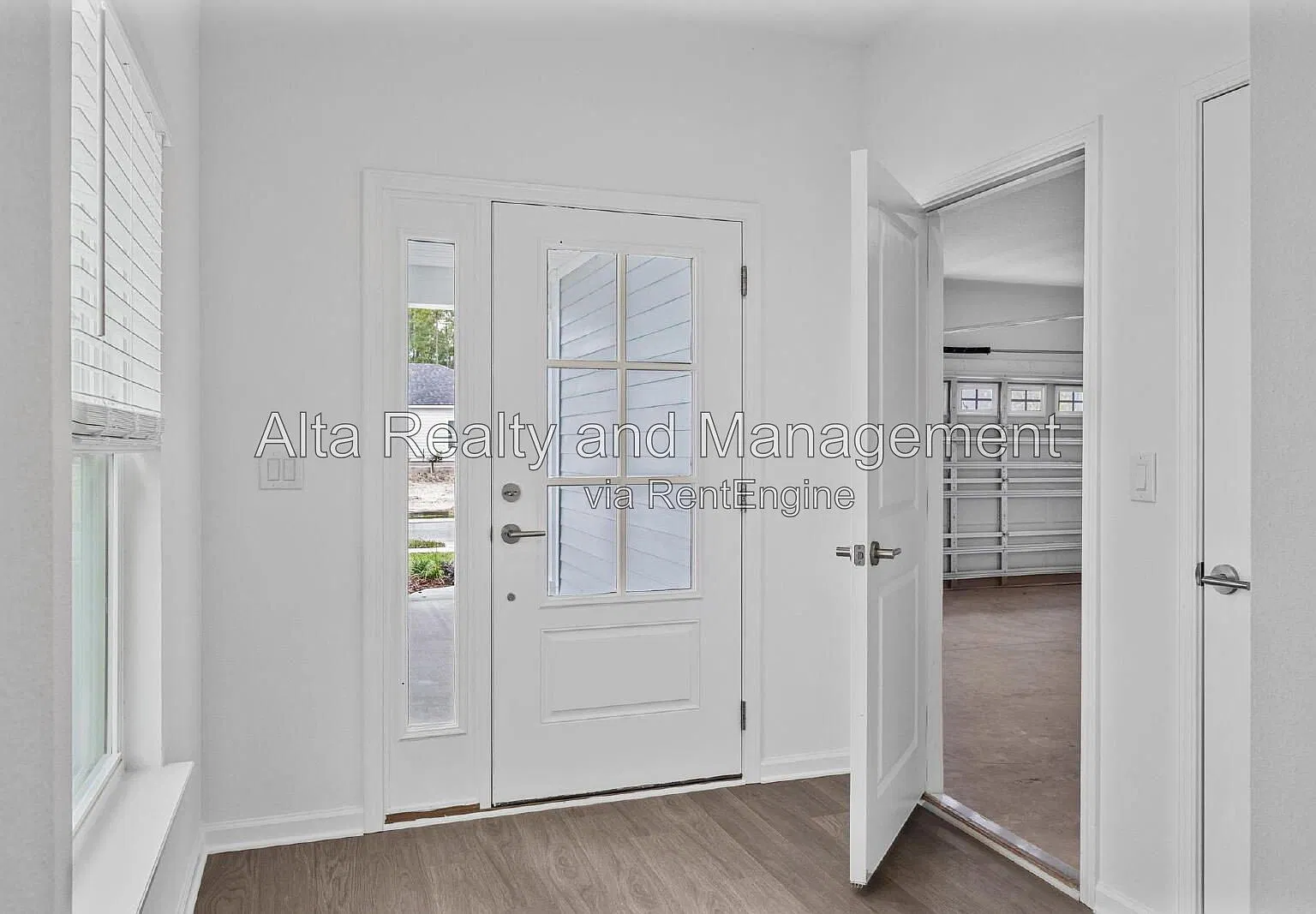 3 bed, 2.0 bath, 1608 sqft, $2,495 — Photo 3