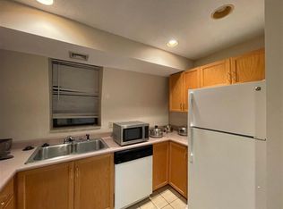 85 Hancock St #28, Cambridge, MA 02139