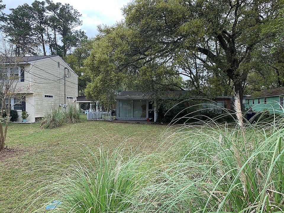 2nd image of 612 4th Ave S