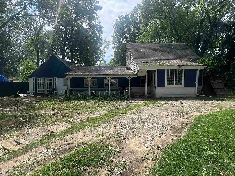 1st image of 20500 McKishnie Ave