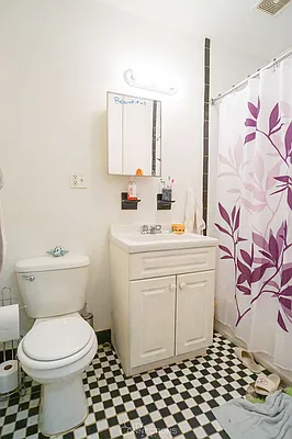 Rented by City Connections Realty | media 12
