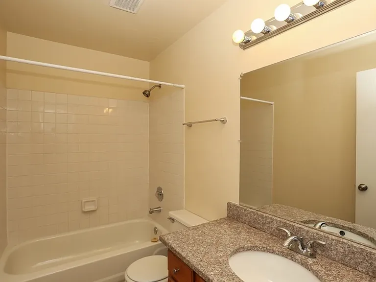 1350 Sebring Cir — Photo 8