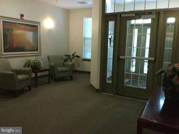 4th image of 11503 Sperrin Cir Unit 405
