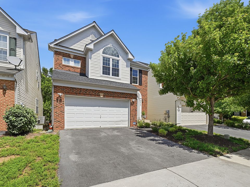 1st image of 8727 Talbott Farm Dr