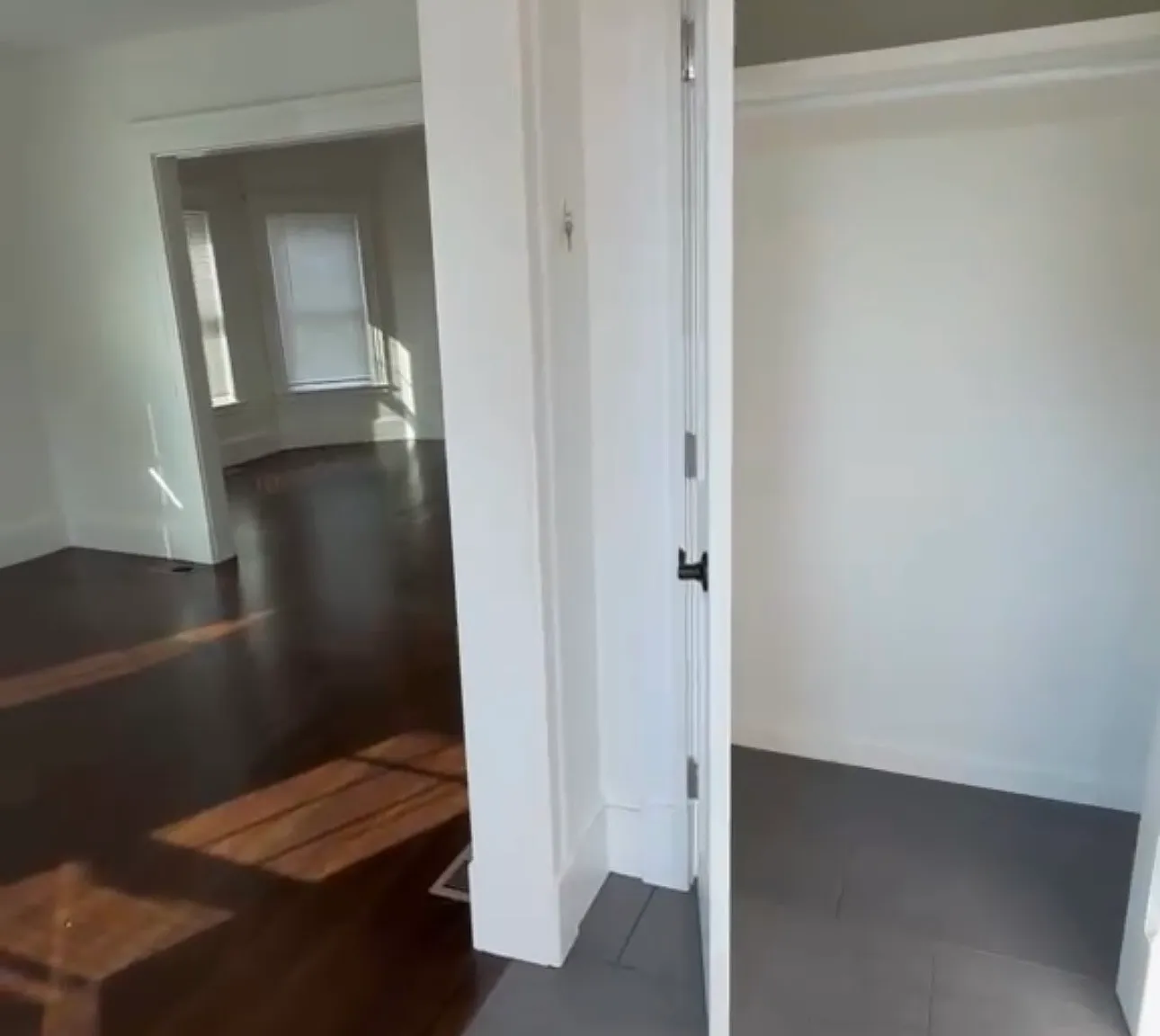 2 bed, 1200 sqft, $2,800 — Photo 1