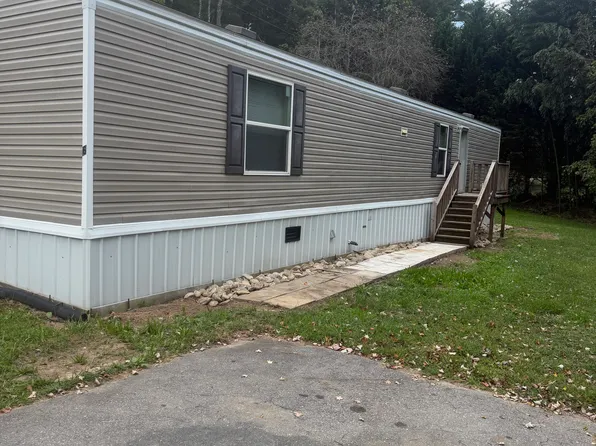 888 Bee Tree Rd #6, Swannanoa, NC 28778