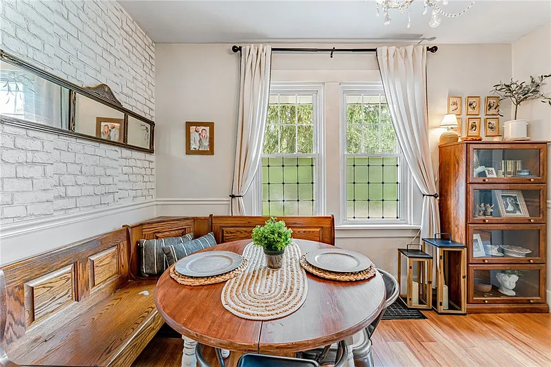 Thumbnail 10