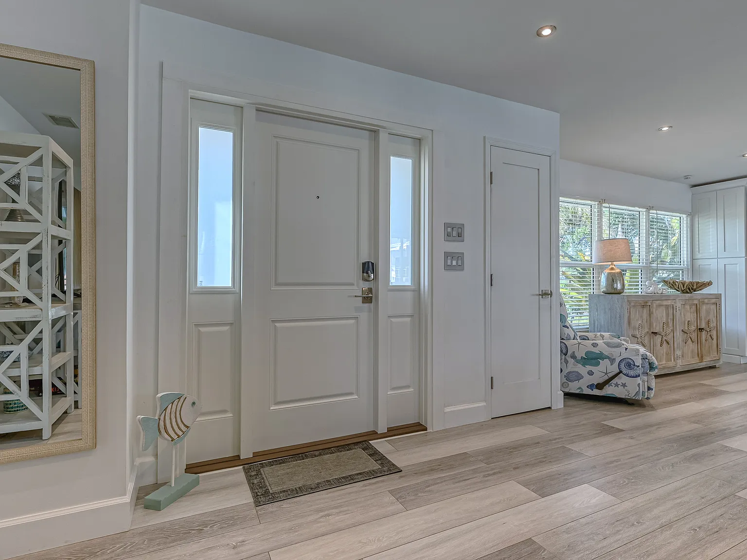 500 Schooner Ln — Photo 2