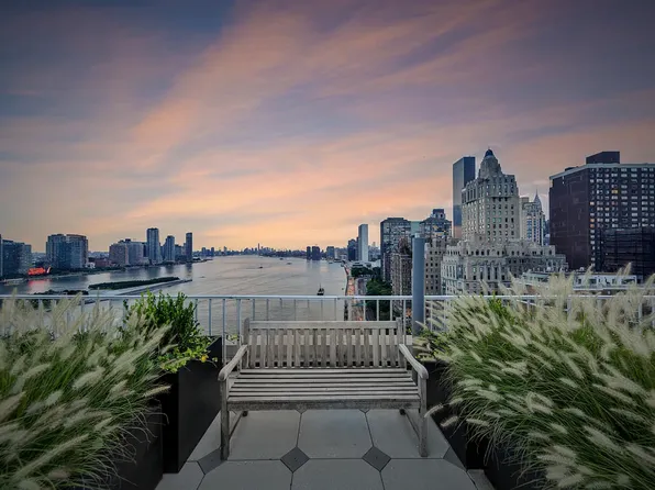 45 Sutton Place South image 11 of 18