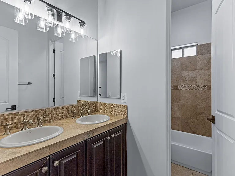21439 E Maya Rd — Photo 24