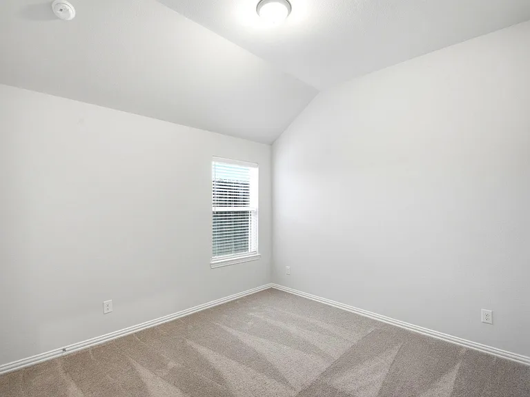 2106 Villa Flora Ln — Photo 21