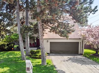 19751 Filmore St, Southfield, MI