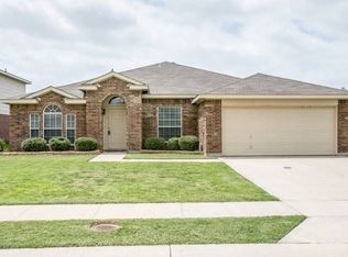 1614 Appaloosa Dr, Krum, TX 76249