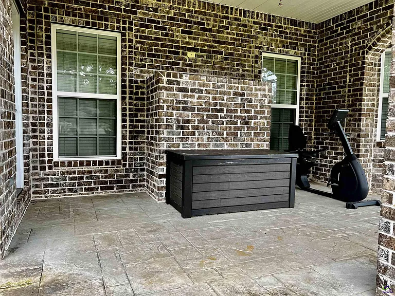 609 Cannock Ct — Photo 40