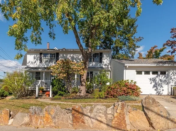 2 Flume Rd, Gloucester, MA 01930