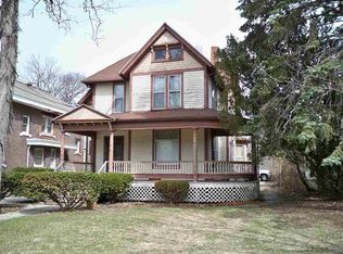 518 College Ave, Rockford, IL 61104