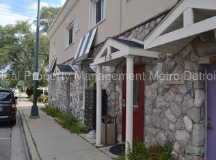 875 Wing St APT 5, Plymouth, MI 48170