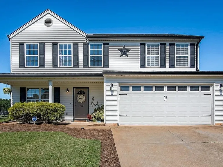 456 Candleglow Dr — Photo 1