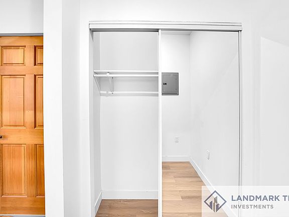 3rd image of 766 N Van Ness Ave APT 7