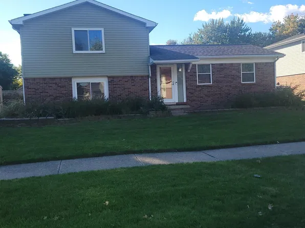 42619 Walker St, Clinton Township, MI 48038