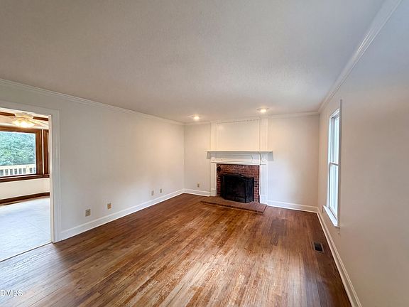 2nd image of 3921 Iron Horse Rd