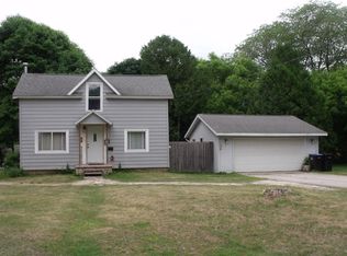 711 N 5th Ave, Sturgeon Bay, WI 54235