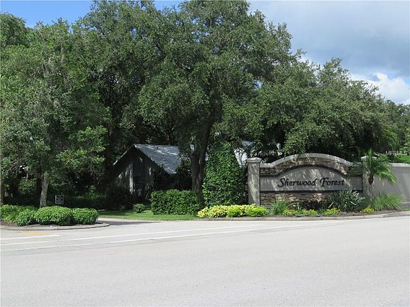 3rd image of 1060 Sherwood Forest Dr