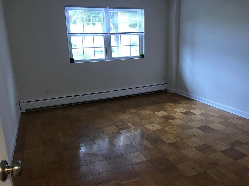 130 Edgemere Rd West Roxbury MA Zillow