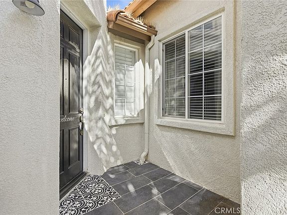 3rd image of 740 Bahama Dr