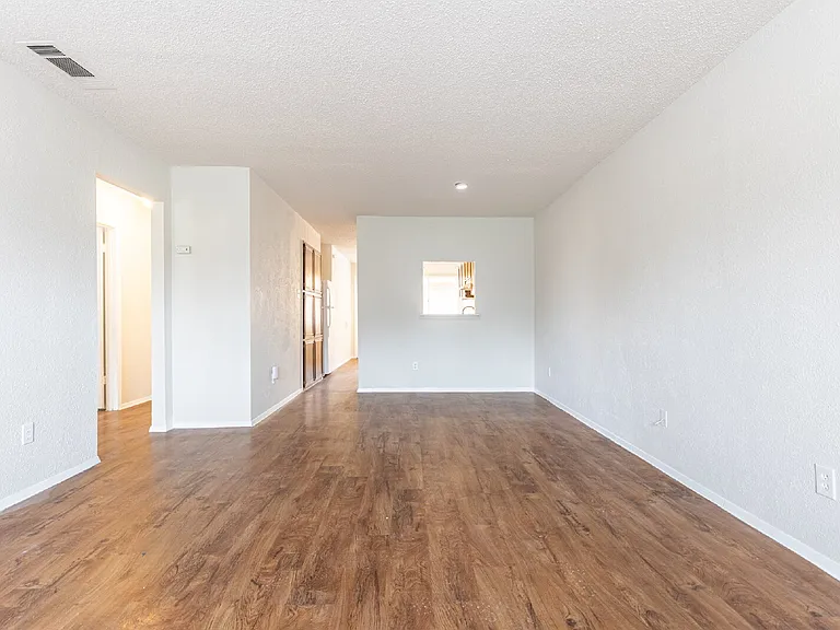 323 W William Cannon Dr #A — Photo 26