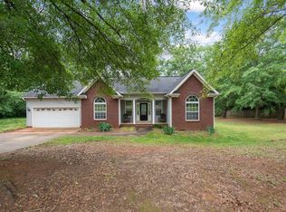 90 Holly Tree Cir, Duncan, SC 29334
